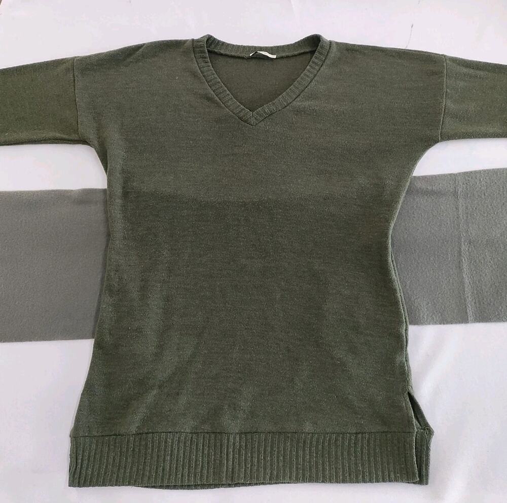 JODIFL Green V Neck Cutout Ribbed Knit Sweater Dolman Oversized M Drop Shoulder